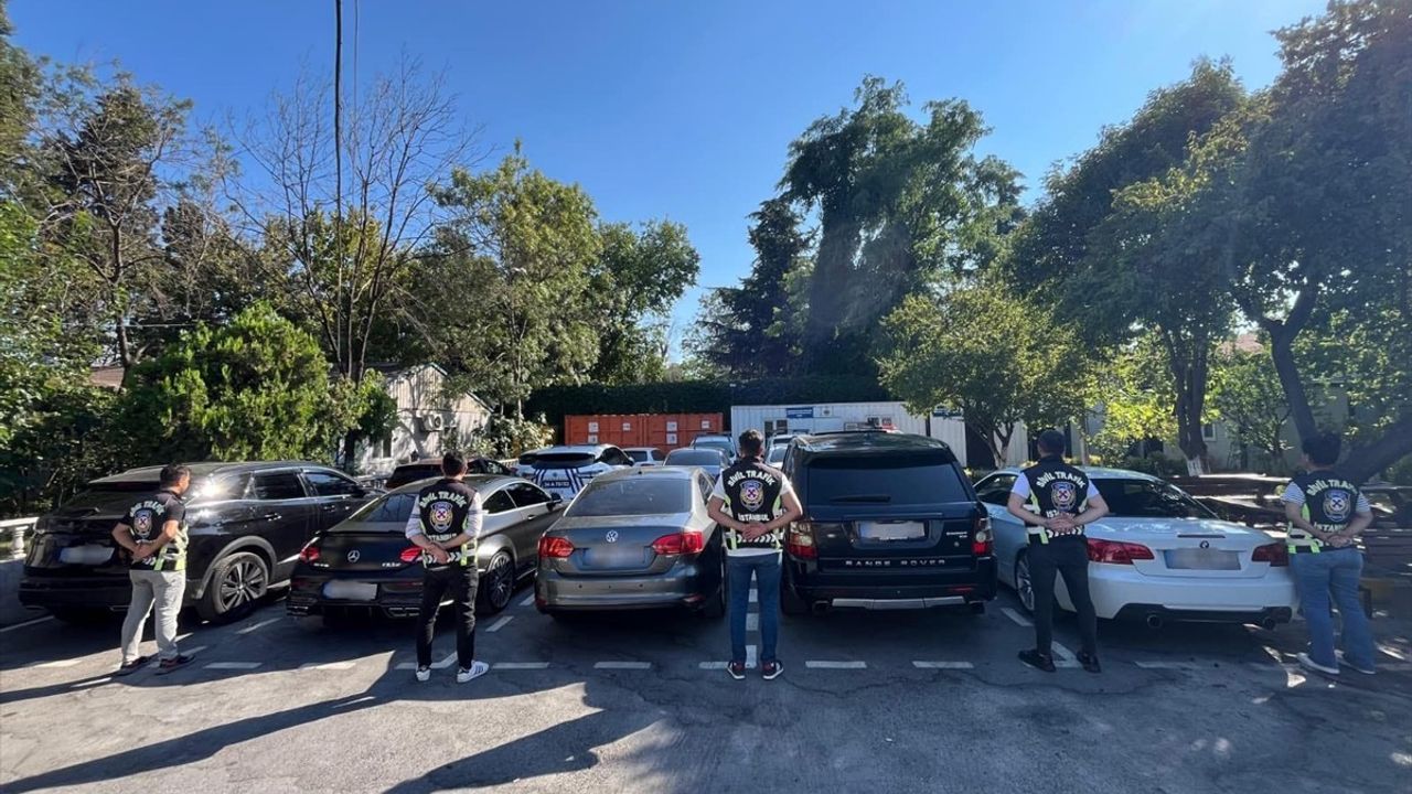 Bayrampaşa'da Trafik Güvenliğini İhlal Eden Sürücülere Ceza