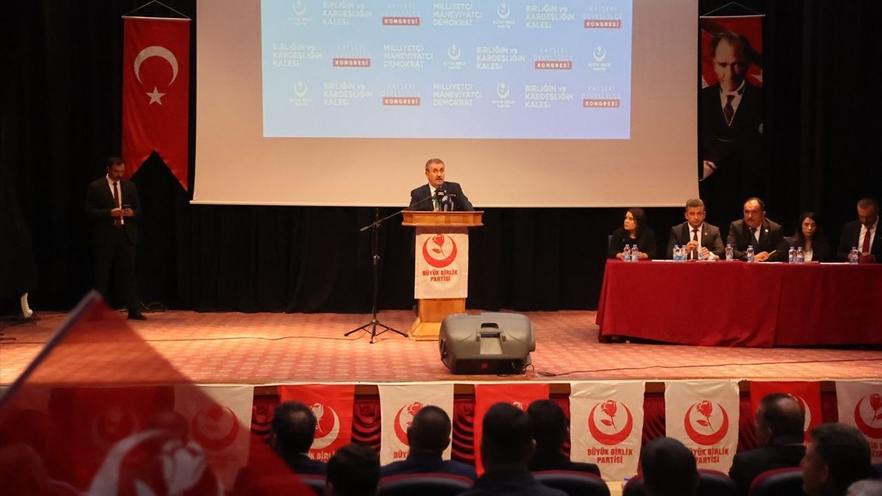 BBP Genel Başkanı Destici Gazze Saldırılarında Yaşananları Kınadı