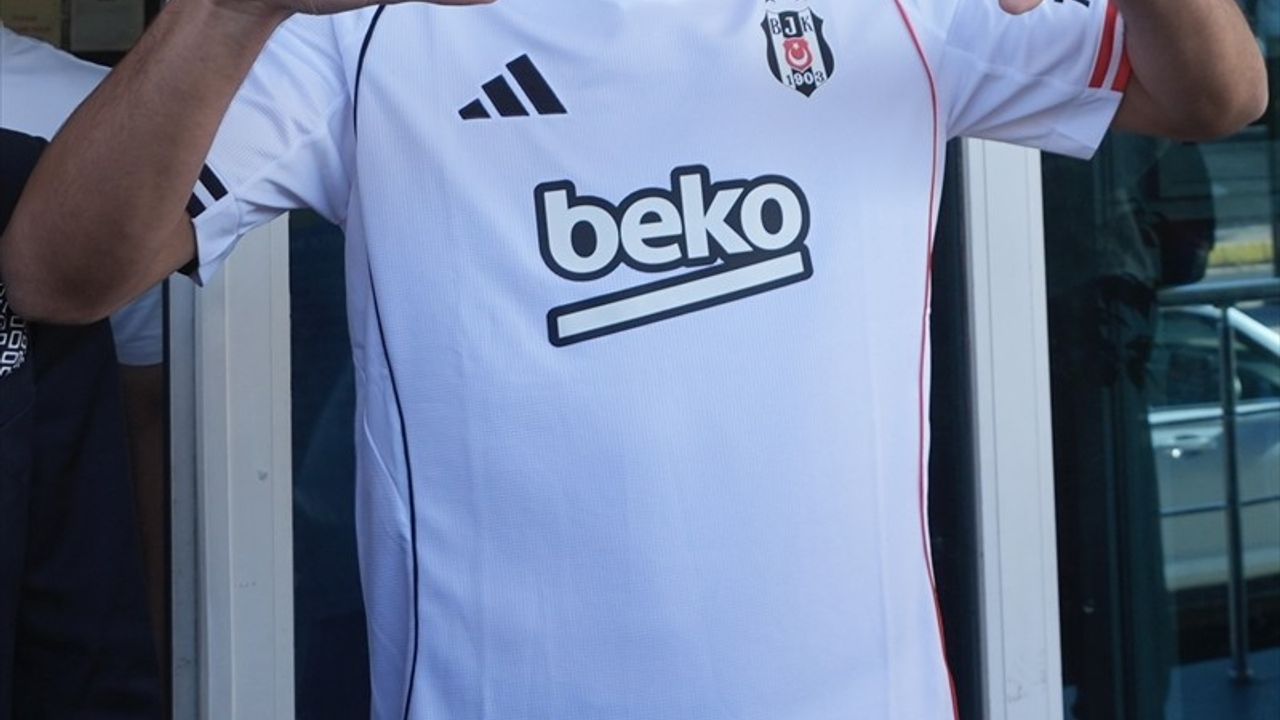 Beşiktaş'ın Yeni İsim Taylan Bulut İstanbul'da
