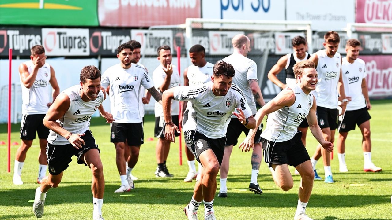 Beşiktaş, St. Patrick's Maçına Hazırlıklarını Tamamladı
