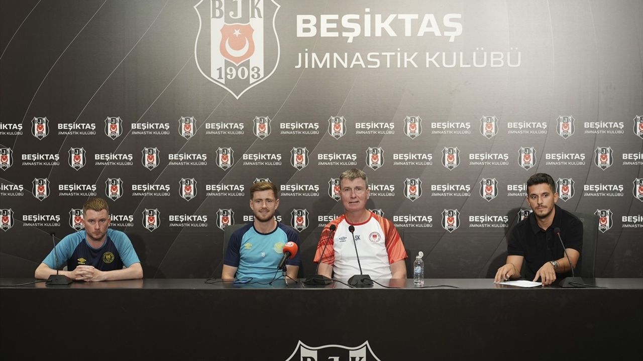 Beşiktaş ve St. Patrick's Maçına Doğru
