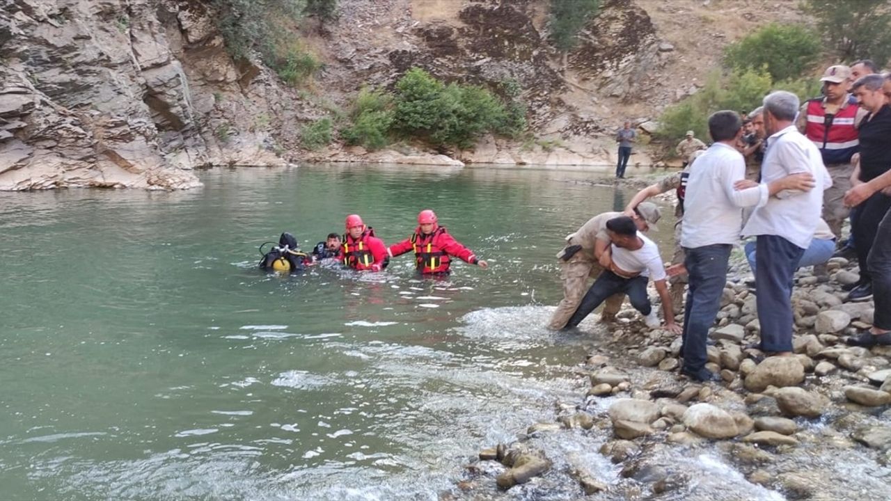 Bitlis'te Derede Boğulma Olayı: 21 Yaşındaki Genç Hayatını Kaybetti