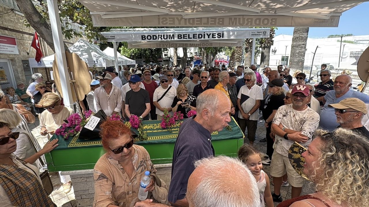 Bodrum'da Müzisyen Selçuk Alagöz İçin Cenaze Töreni Düzenlendi