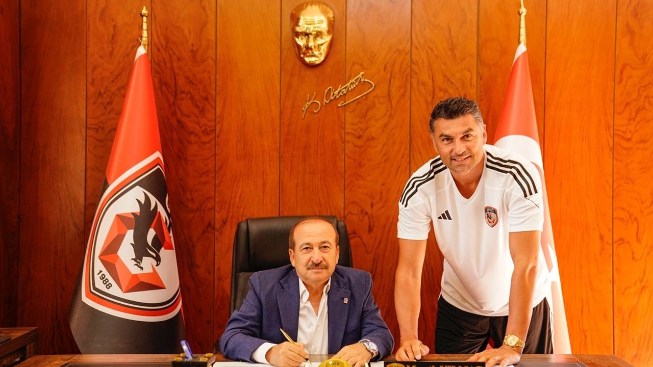 Burak Yılmaz Gaziantep FK'nın Yeni Teknik Direktörü Oldu