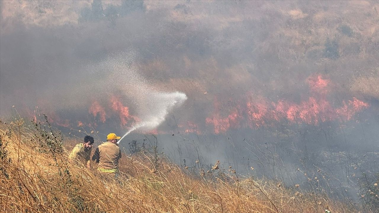 Çanakkale'deki Yangın Kontrol Altında