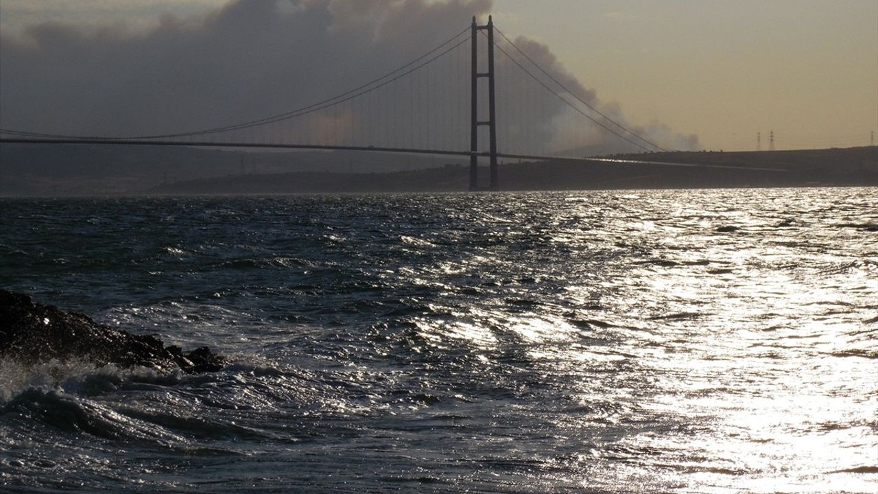 Çanakkale Gelibolu'daki Orman Yangınına Müdahale