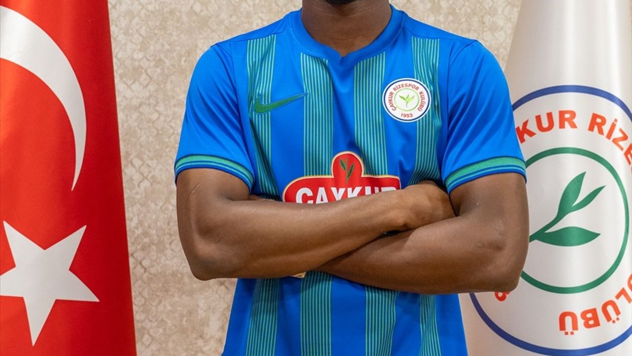 Çaykur Rizespor, Modibo Sagnan'ı Kadrosuna Kattı