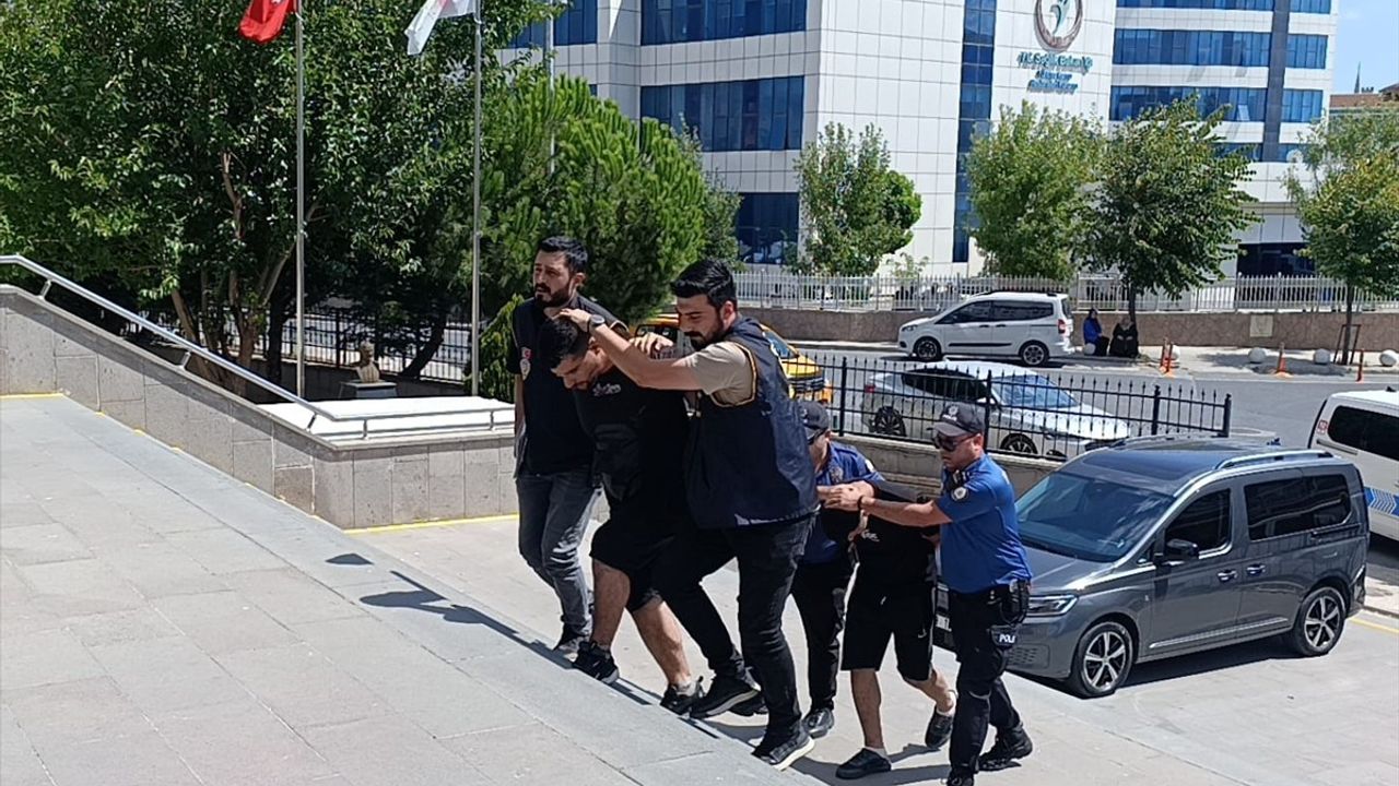 Çerkezköy'de Taksi Gasbı: İki Şüpheli Tutuklandı