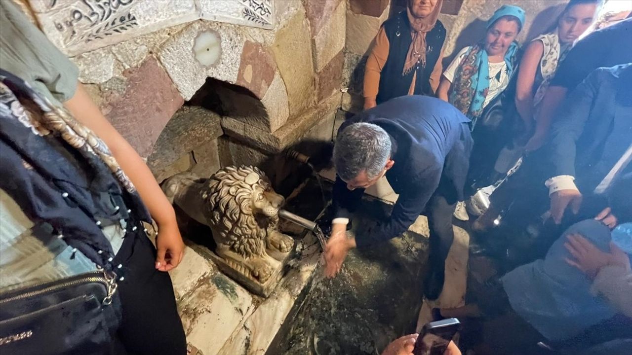 CHP Lideri Özgür Özel'in Nevşehir'deki Cemevi Açılışı