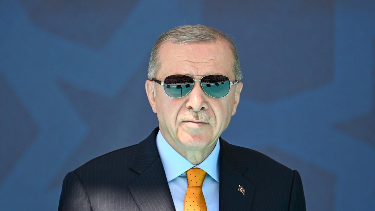 Cumhurbaşkanı Erdoğan, Malazgirt Zaferi'nin 954. Yıl Dönümünü Kutladı