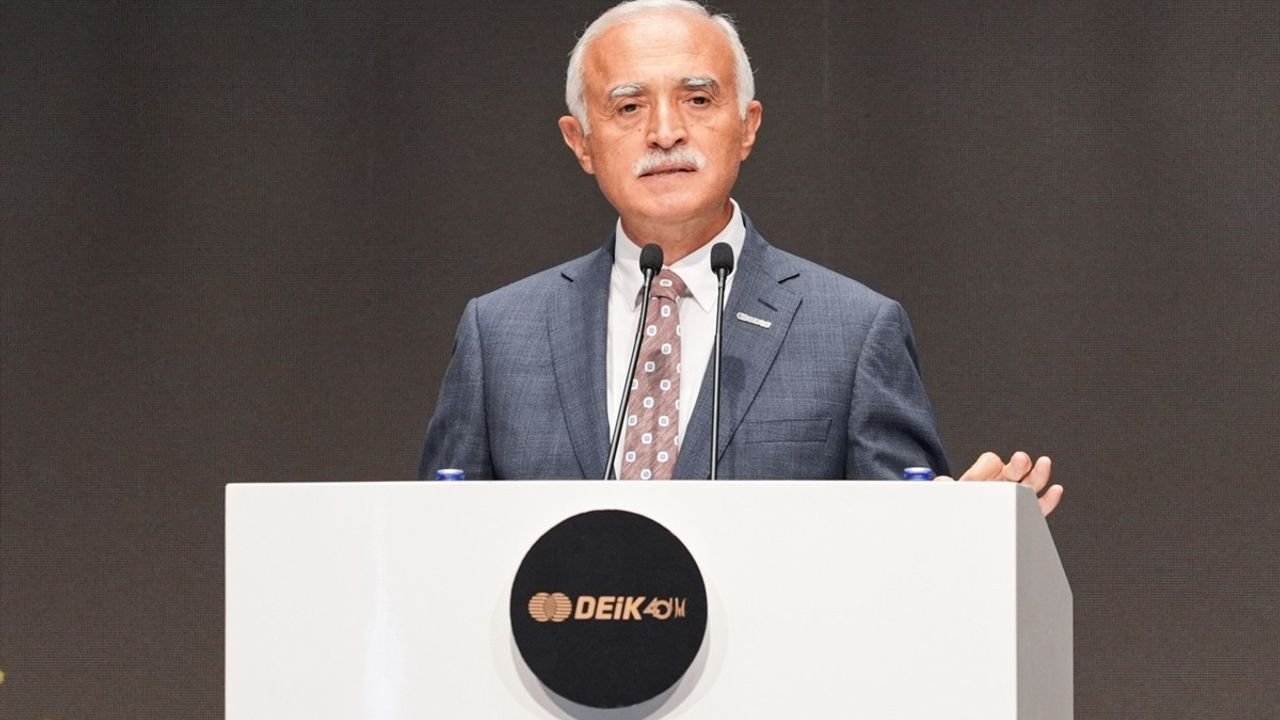 DEİK'in 40. Yıl Kutlaması ve Ustalara Saygı Töreni Gerçekleşti
