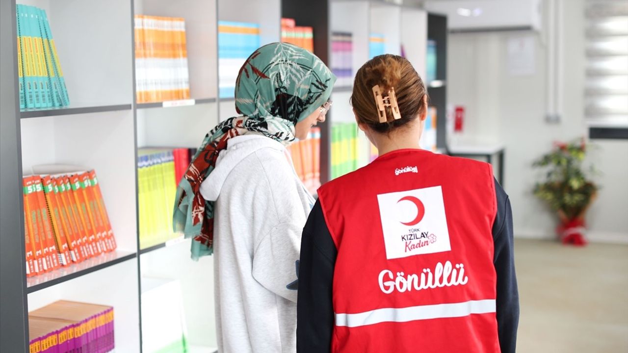 Deprem Bölgesindeki Kütüphanelerle 504 Öğrenci Üniversiteli Oldu