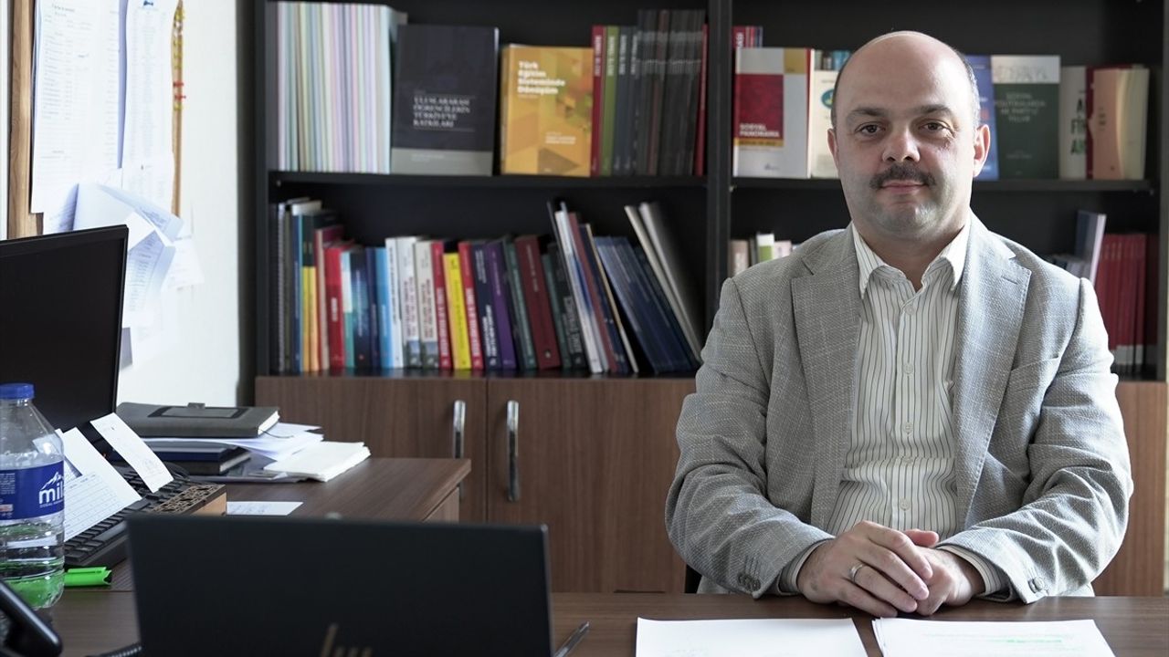 Dijital Egemenlik Mücadelesi: Ülkelerin Sosyal Medya Stratejileri