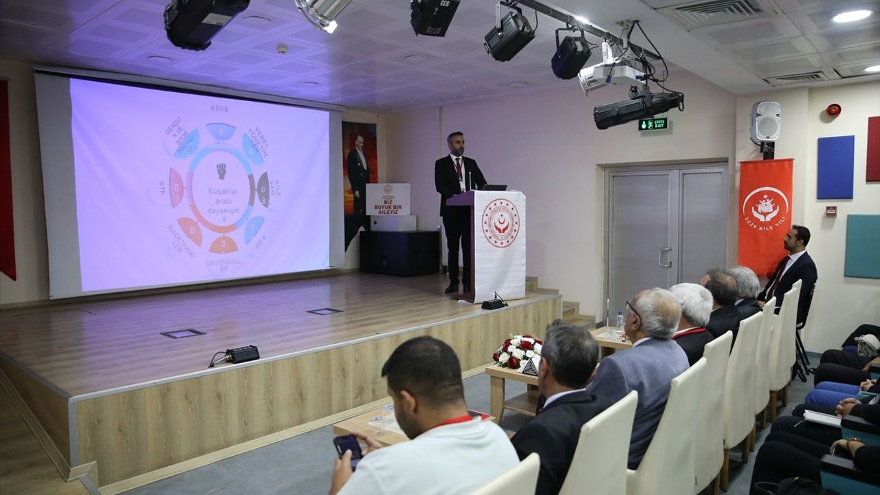 Diyarbakır'da İl Yaşlılık Çalıştayı: Yaşam Kalitesi ve Çözüm Önerileri