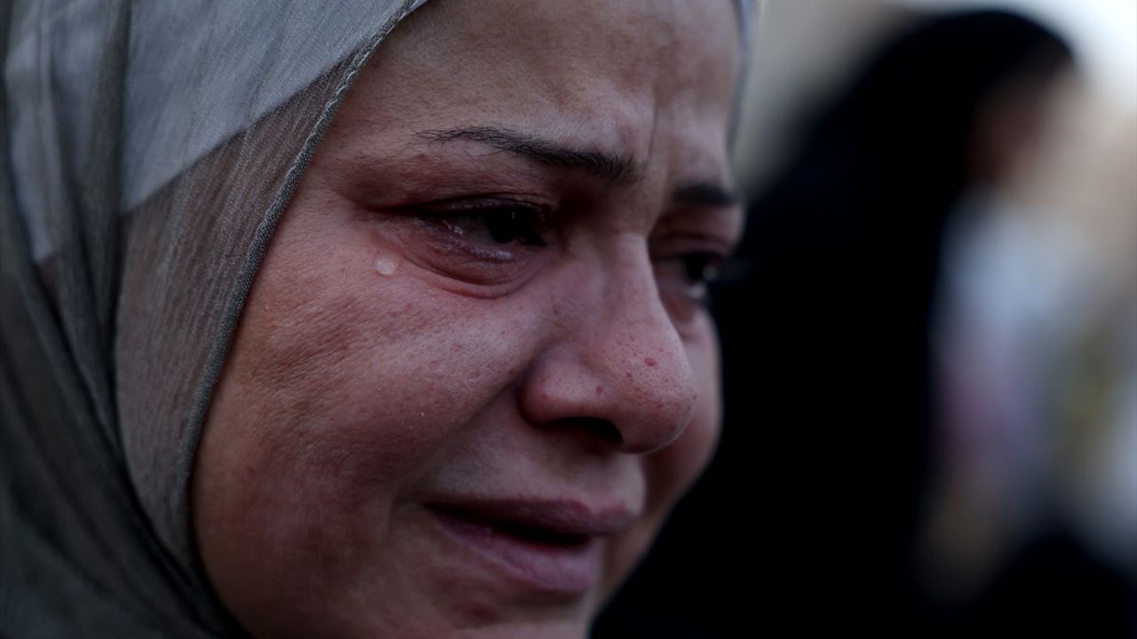 Doğu Guta'da Kimyasal Saldırı Kurbanları İçin Anma Yürüyüşü