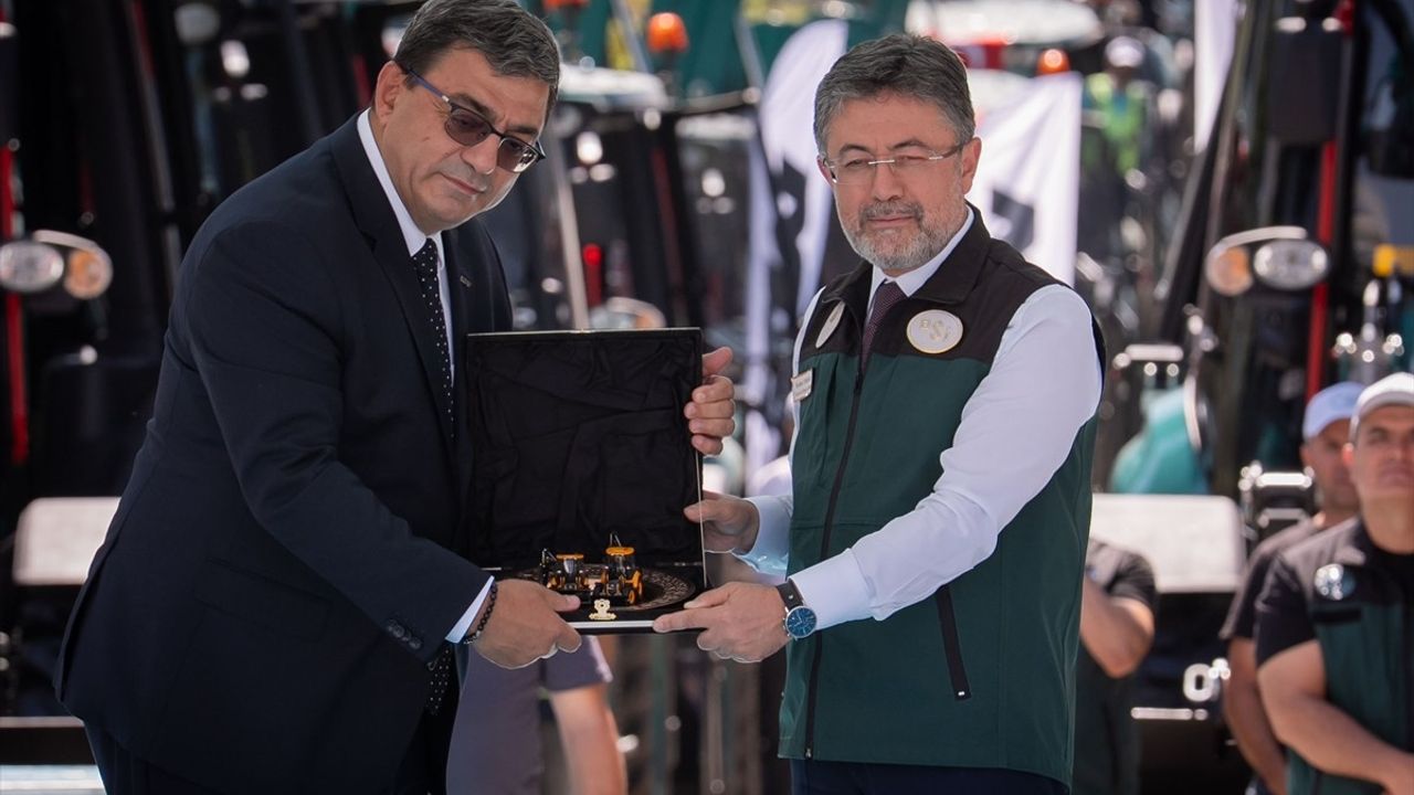 DSİ Araç Parkına 50 Yeni İş Makinesi Eklendi
