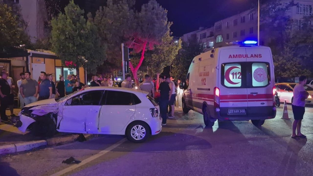 Edirne'de Oto Kazası: 3 Yaralı
