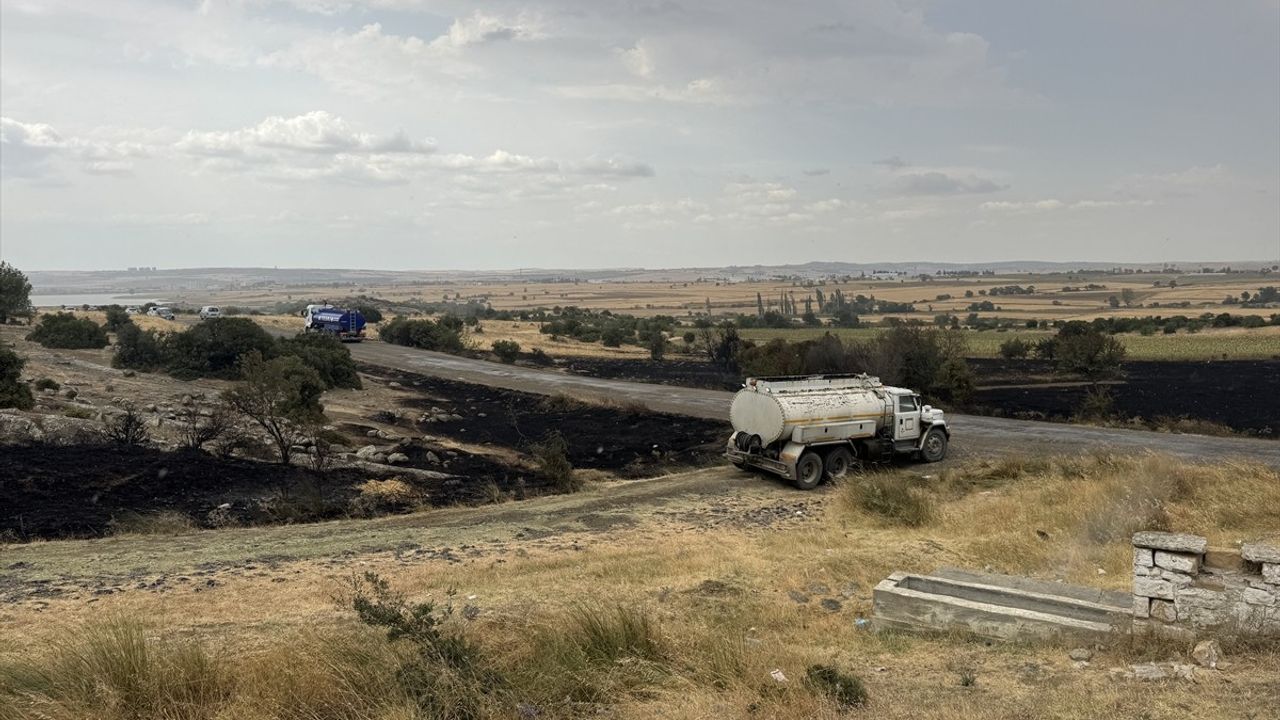 Edirne'nin Keşan İlçesinde Orman Yangınına Müdahale
