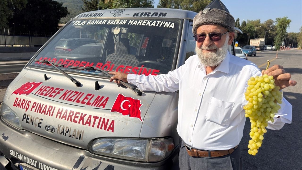 Elmacı Dede'den Mehmetçiğe Moral Dolu Ziyaret