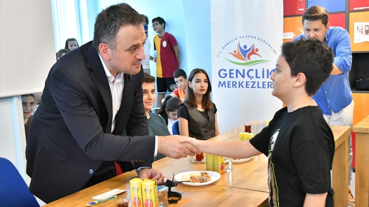 Eminoğlu'ndan Tekirdağ'da Deneyap Teknoloji Atölyesi Ziyareti