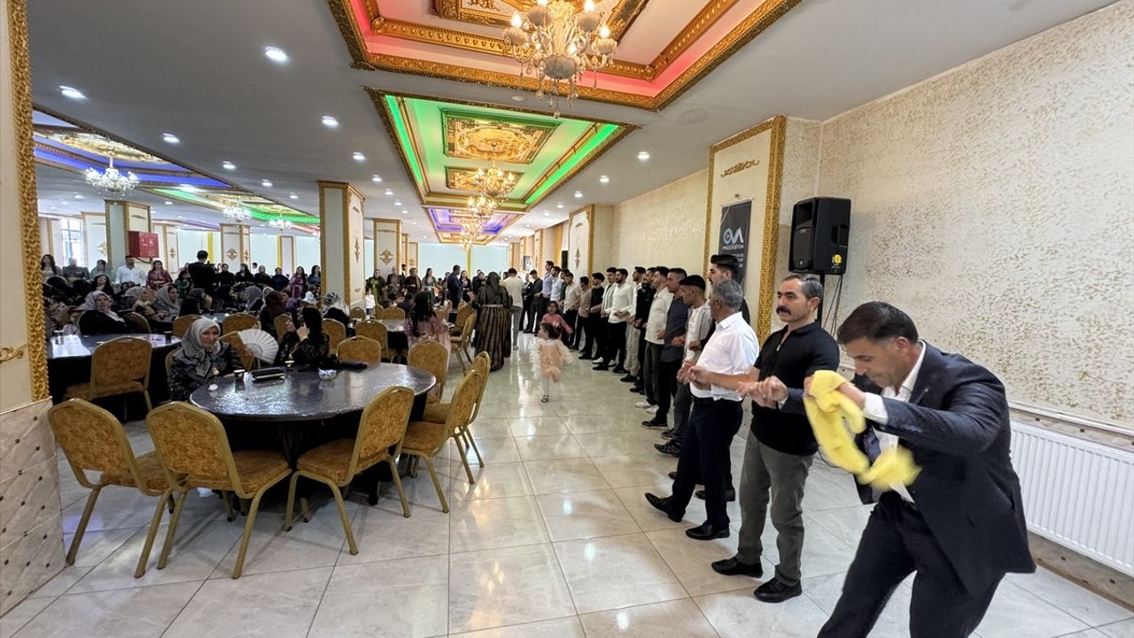 Endonezya'dan Hakkari'ye Uzanan Aşk Hikayesi