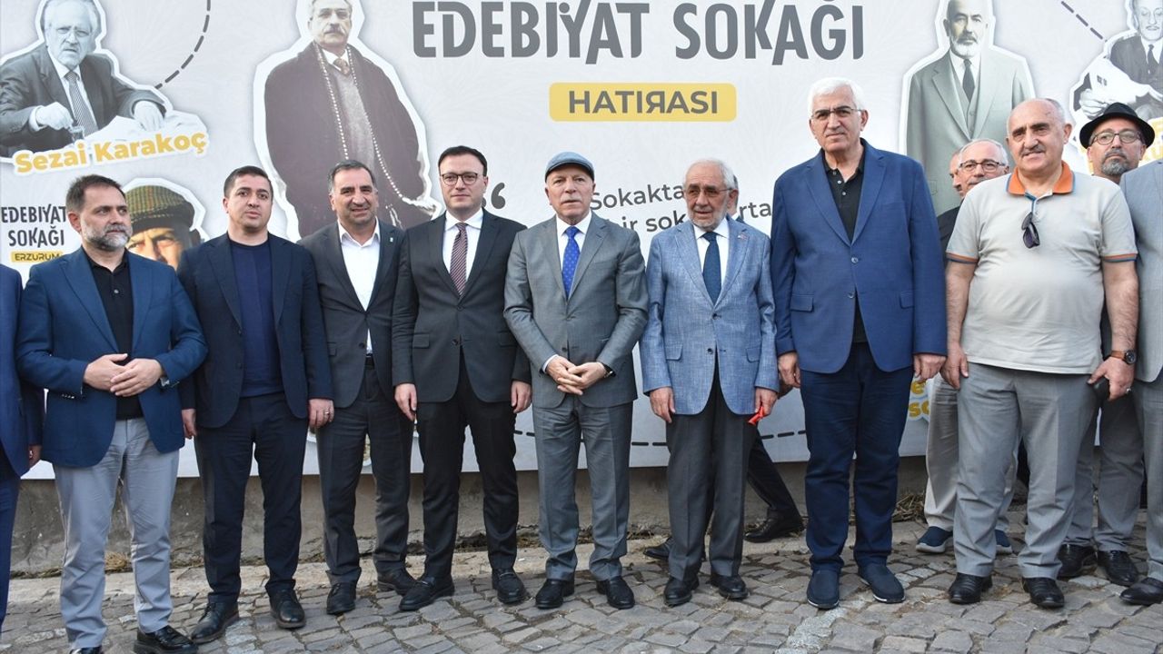 Erzurum'da 'Dil ve Edebiyat Konağı' Açıldı