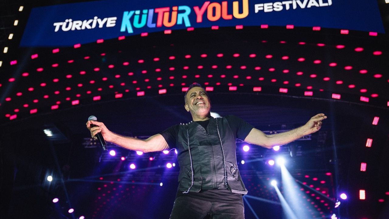 Erzurum Kültür Yolu Festivali Sanatla Buluştu