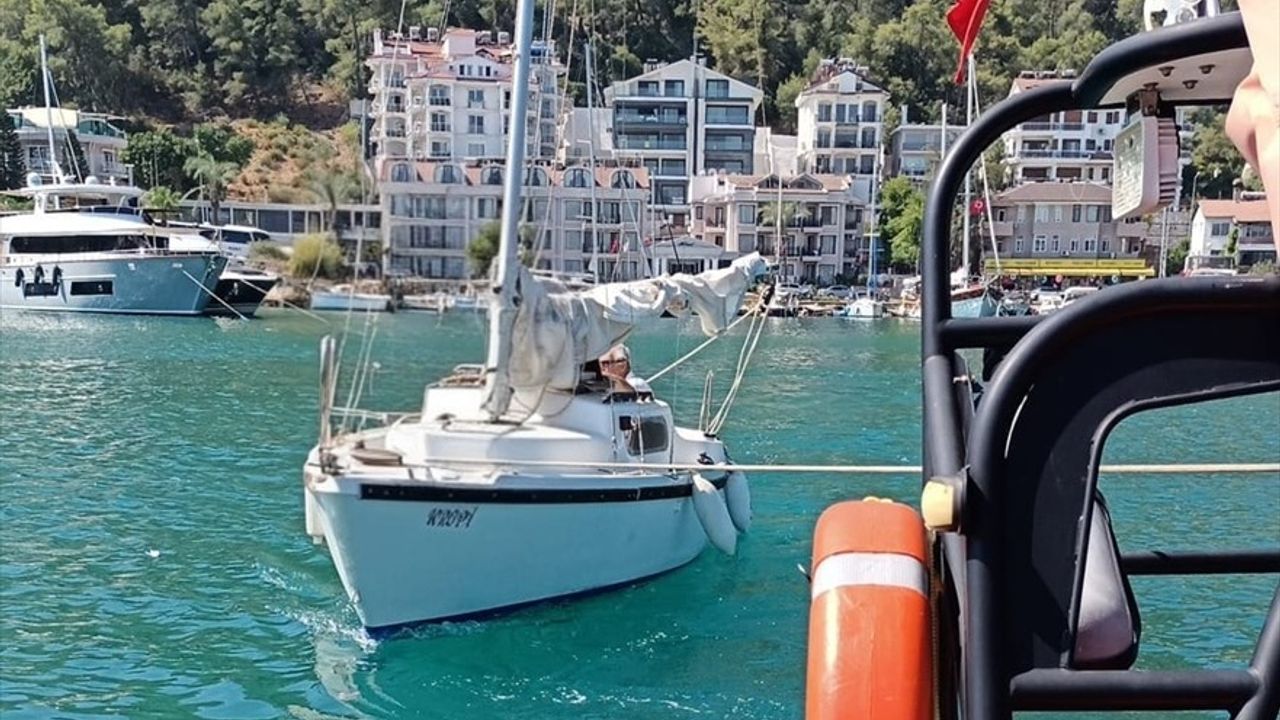 Fethiye'de Sürüklenen Tekne Kurtarıldı
