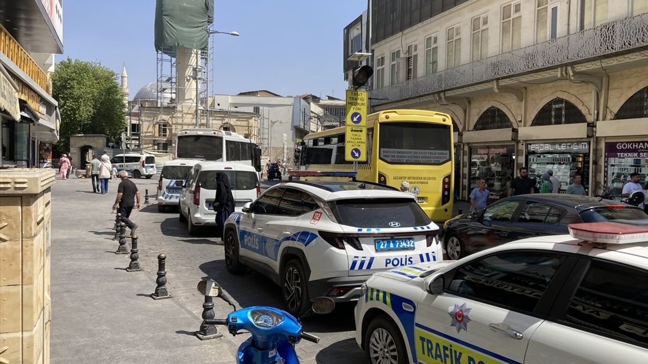 Gaziantep'te Cep Telefonu Kaçakçılığı Operasyonu Düzenlendi