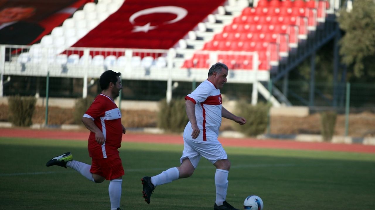 Gençlik ve Spor Bakanı Aydın'da Futbol Gösteri Maçında