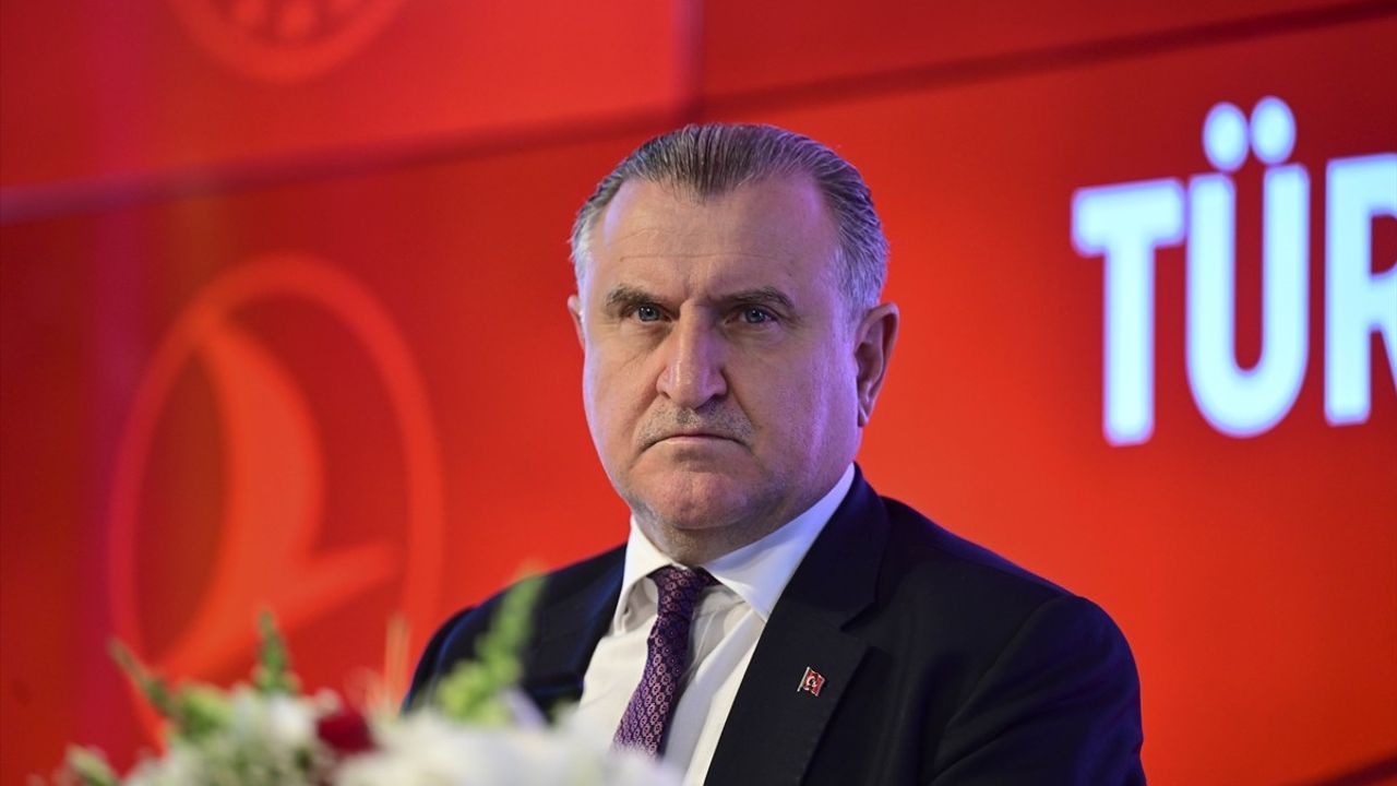 Gençlik ve Spor Bakanlığı ile THY Arasında Tarihi Protokol