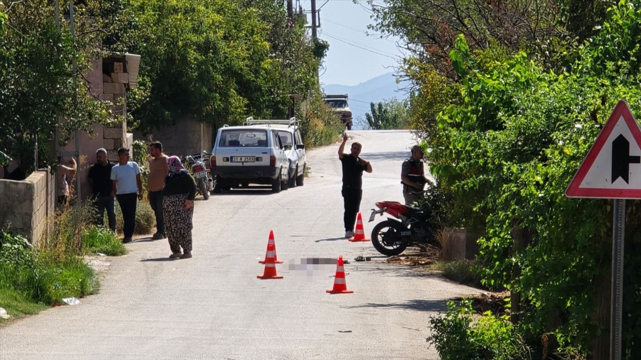 Hatay'da Motosiklet Kazası: 1 Ölü, 1 Yaralı