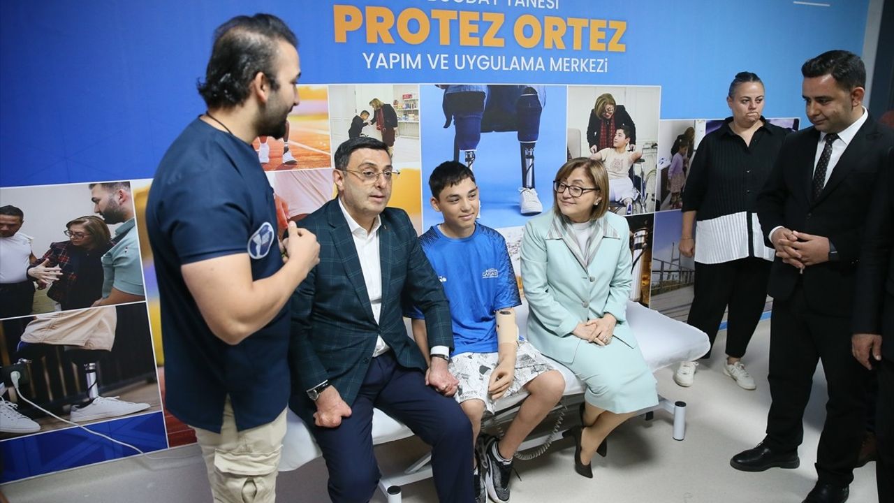 Hayaller Gerçek Oluyor: Mehmet Efe'nin Oyun Dünyası