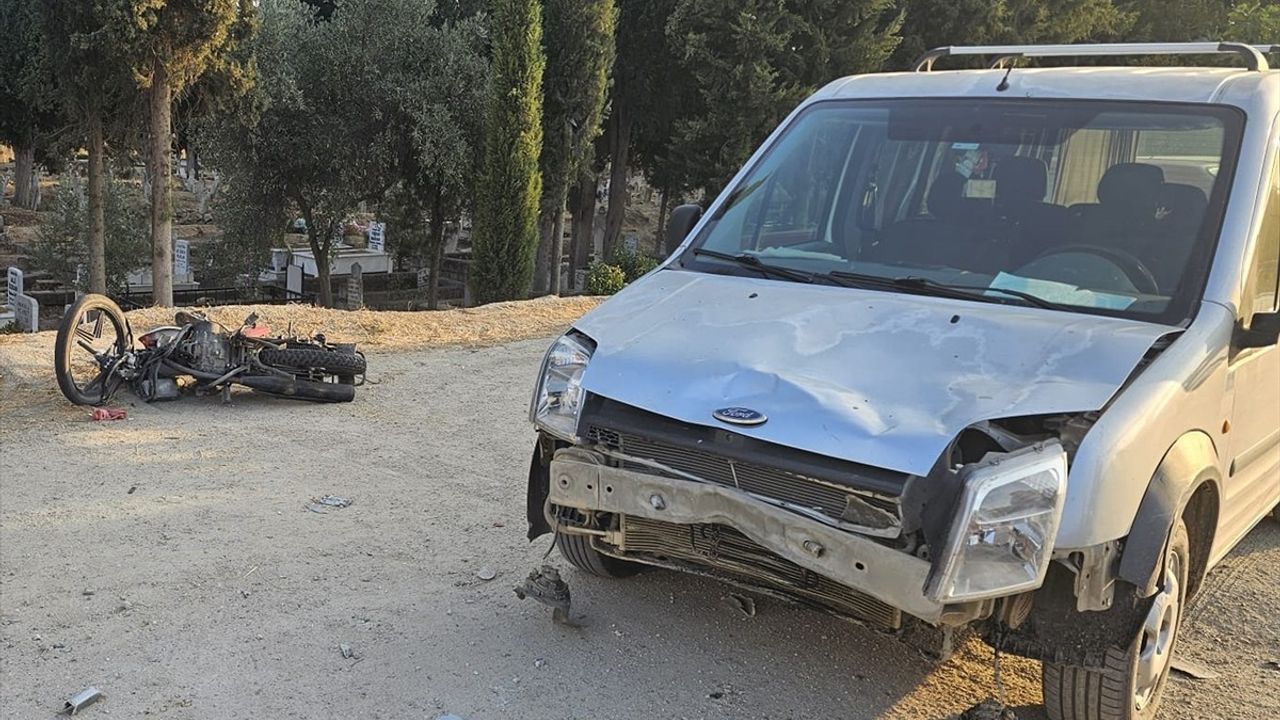 İzmir'de Motosiklet Kazası: Bir Kişi Hayatını Kaybetti