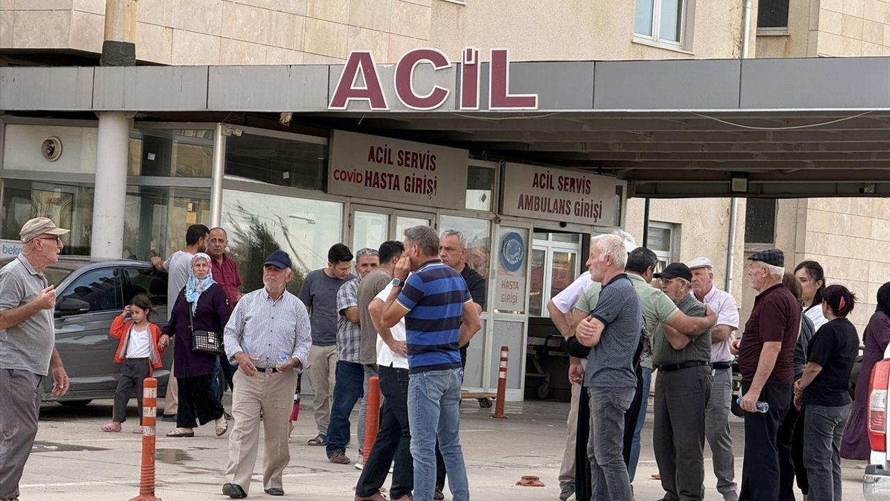 Kahramanmaraş'ta Trafik Kazası: 2 Ölü, 3 Yaralı