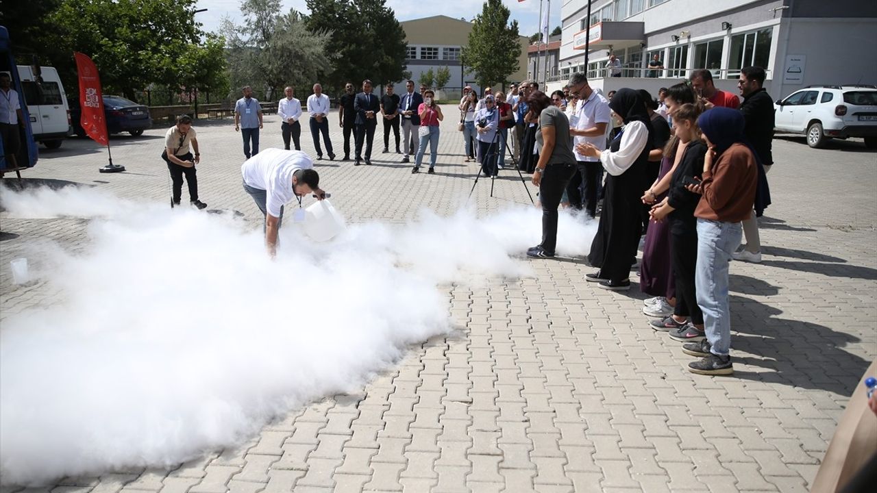 Kastamonu'da Özel Eğitimde Fen ve Teknoloji Buluşması