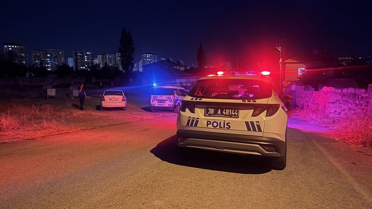 Kayseri Düğününde Bıçaklı Kavga: 3 Yaralı