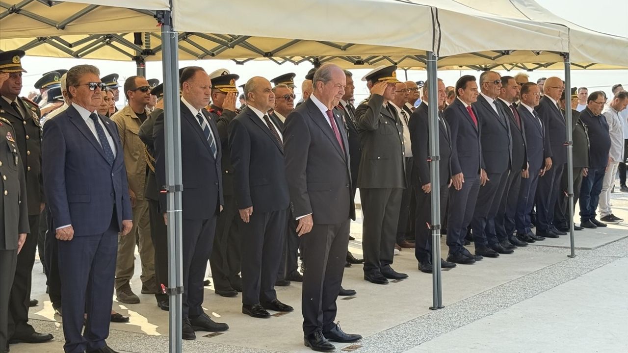 Kıbrıs'ta Toplu Katliamın Yıldönümünde Anma Töreni