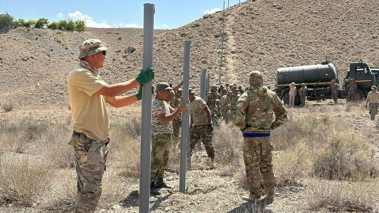 Kırgızistan ve Tacikistan Sınırında Güvenlik Önlemleri Artıyor
