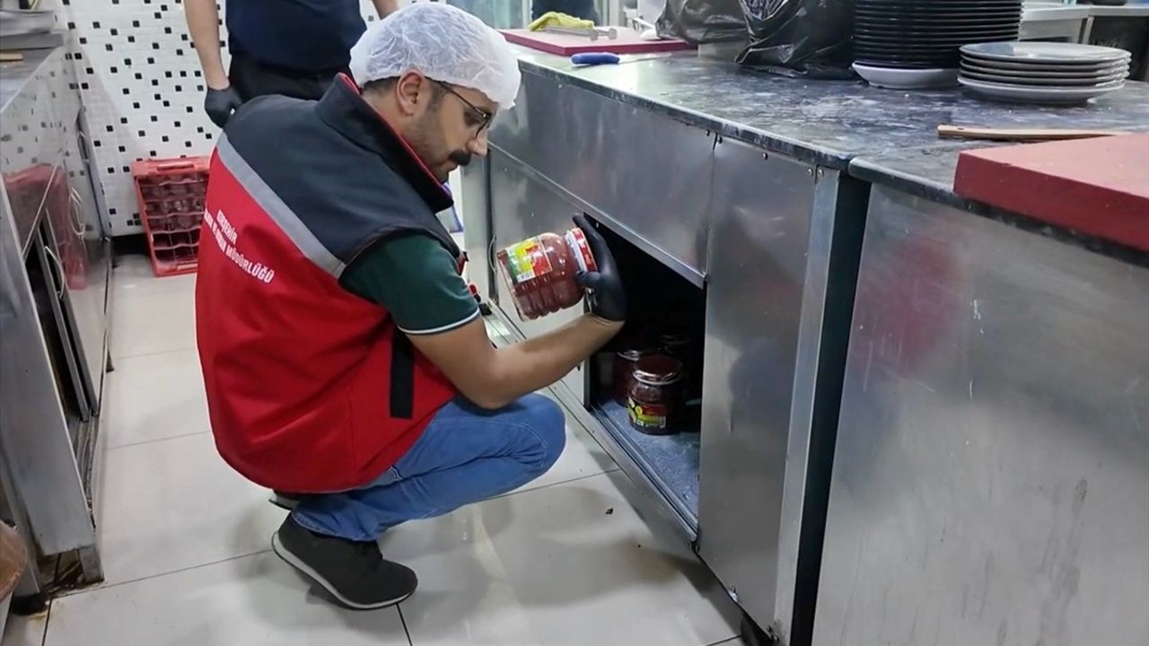 Kırşehir'de Gıda Denetimlerinde 46 İşletmeye Ceza Uygulandı