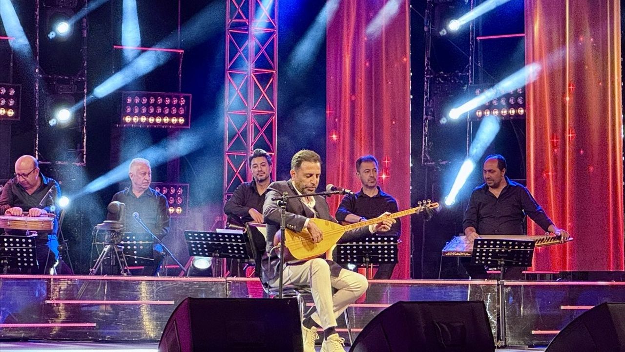 Kırşehir'de Neşet Ertaş Festivali Konseri