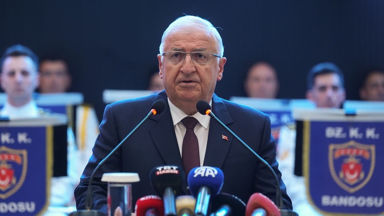 KKTC'de Toplumsal Direniş Bayramı ve Silahlı Kuvvetler Günü Kutlaması