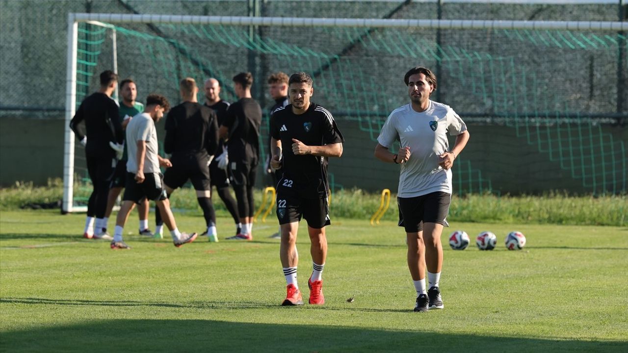 Kocaelispor, Fenerbahçe Maçına Hazırlıklarını Sürdürüyor