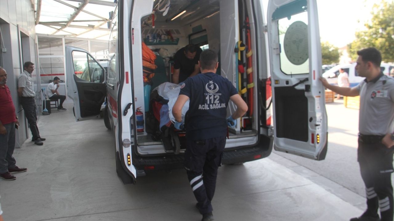 Konya'da Otogarda Bıçaklı Kavga: 2 Yaralı
