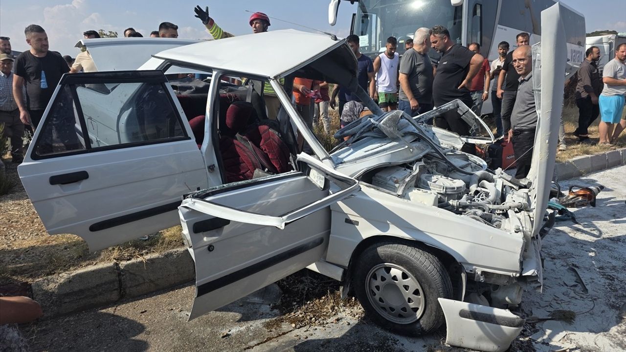 Manisa'da Feci Kaza: Karı Koca Hayatını Kaybetti