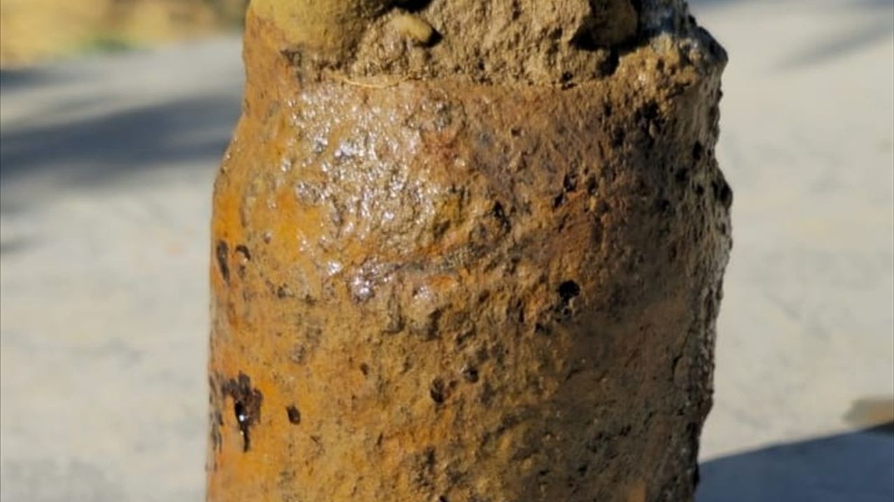 Manisa'da Patlamamış Top Mermisi Bulundu ve İmha Edildi