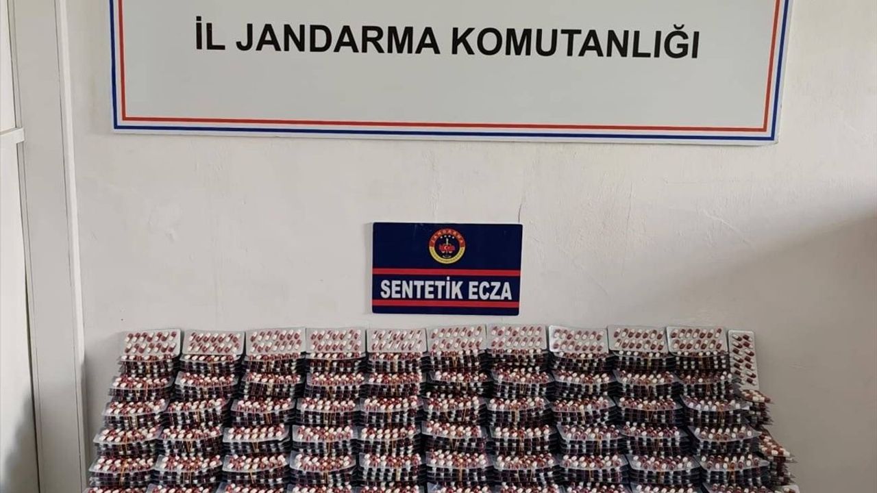 Manisa'da Uyuşturucu Operasyonu: İki Şüpheli Tutuklandı