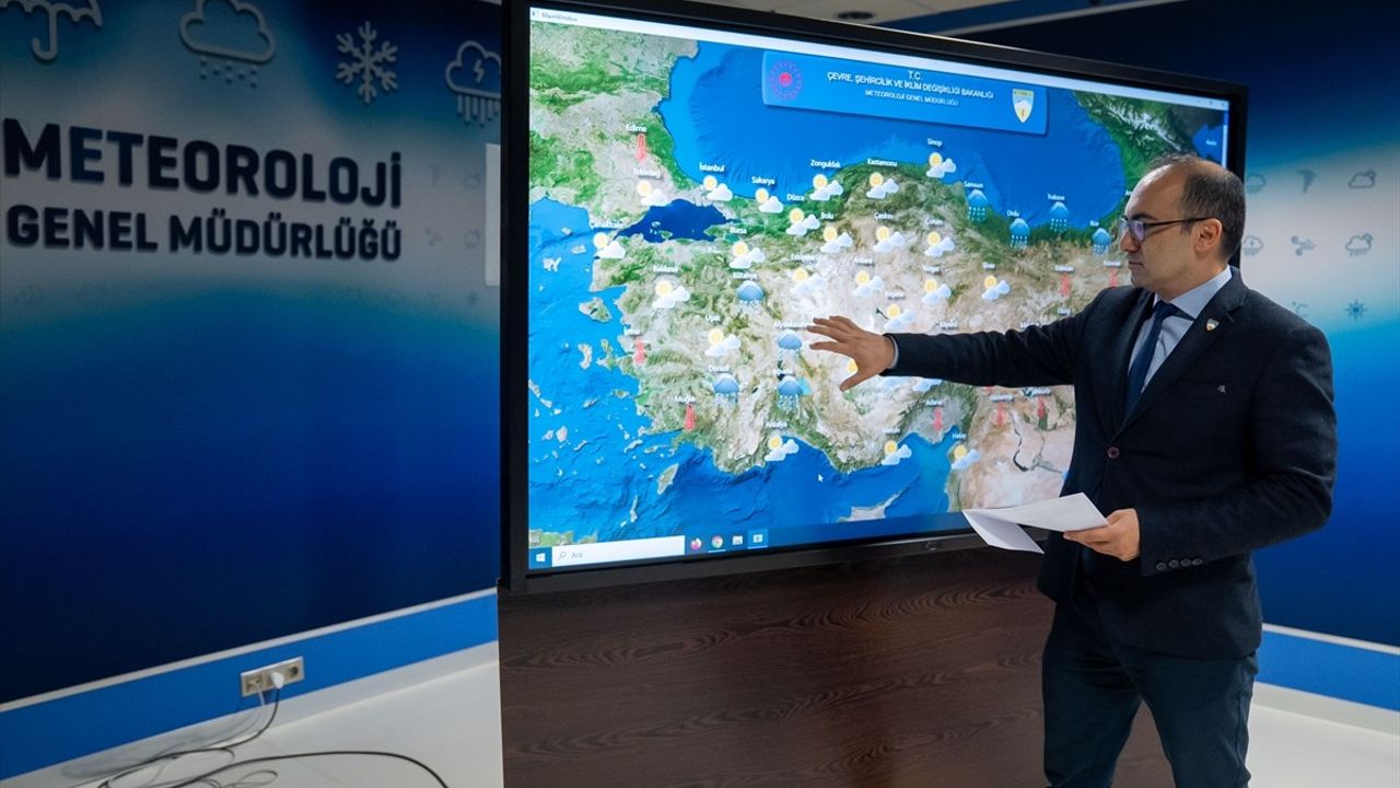 Mevsim Normallerinin Üzerinde Sıcaklıklar Devam Ediyor