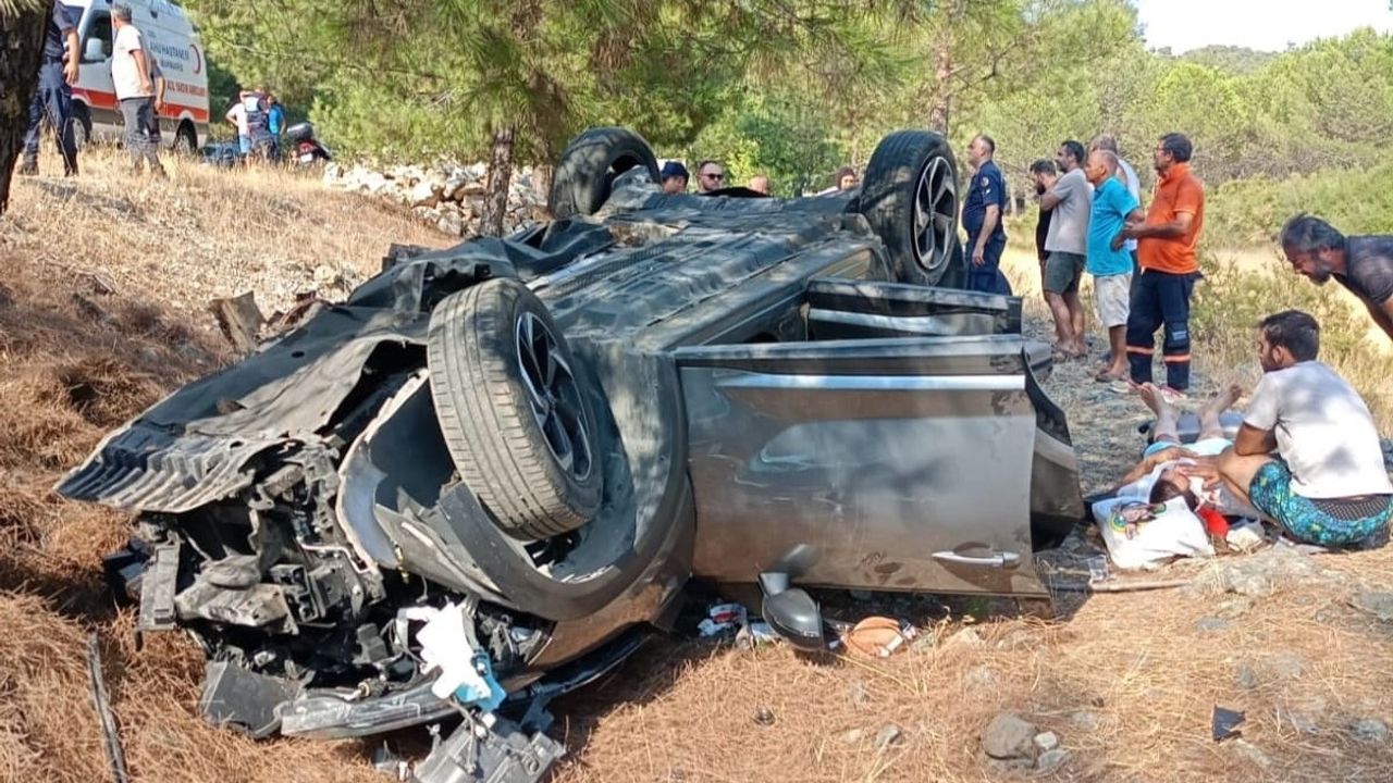 Muğla'daki Kaza: İki Otomobil Çarpıştı, 5 Yaralı