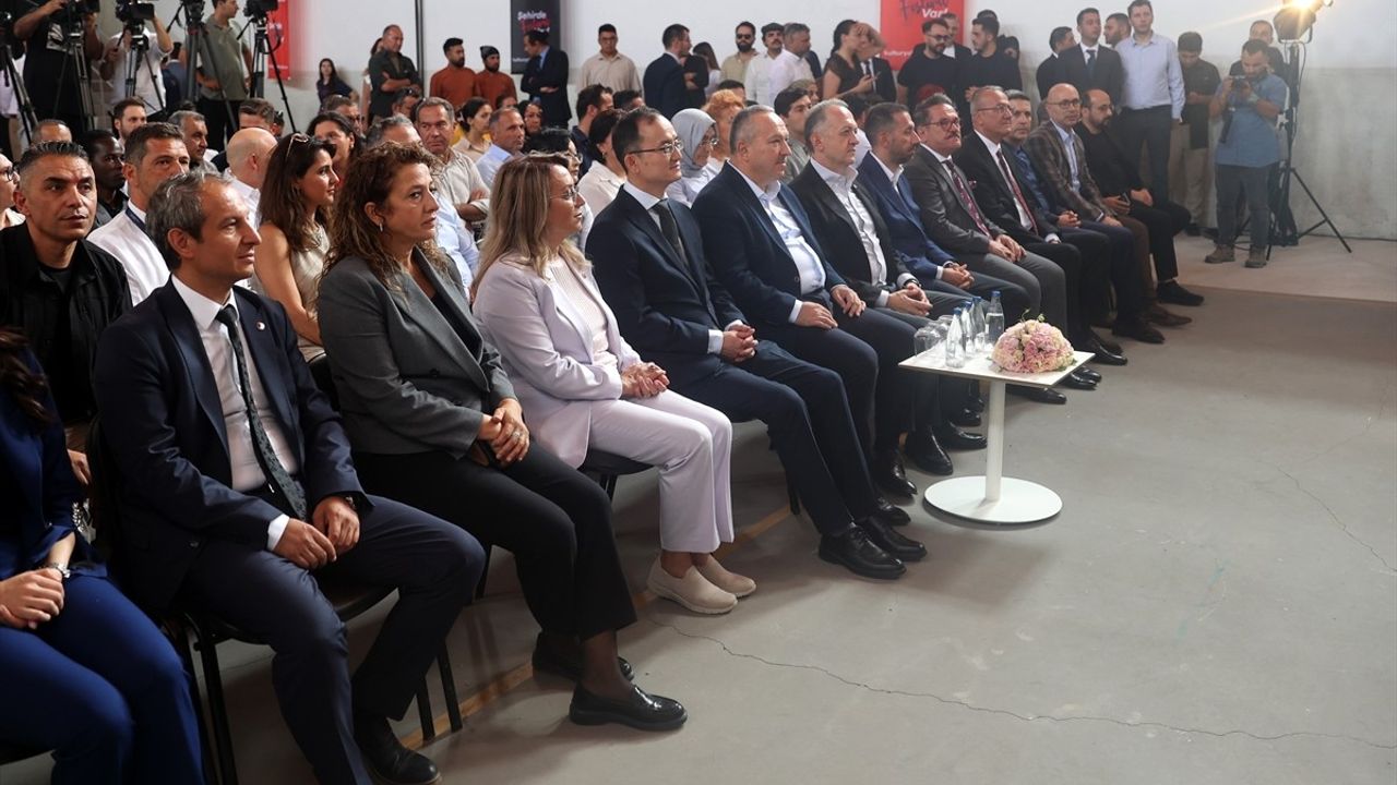 Nevşehir'de Türkiye Kültür Yolu Festivali Coşkuyla Başladı